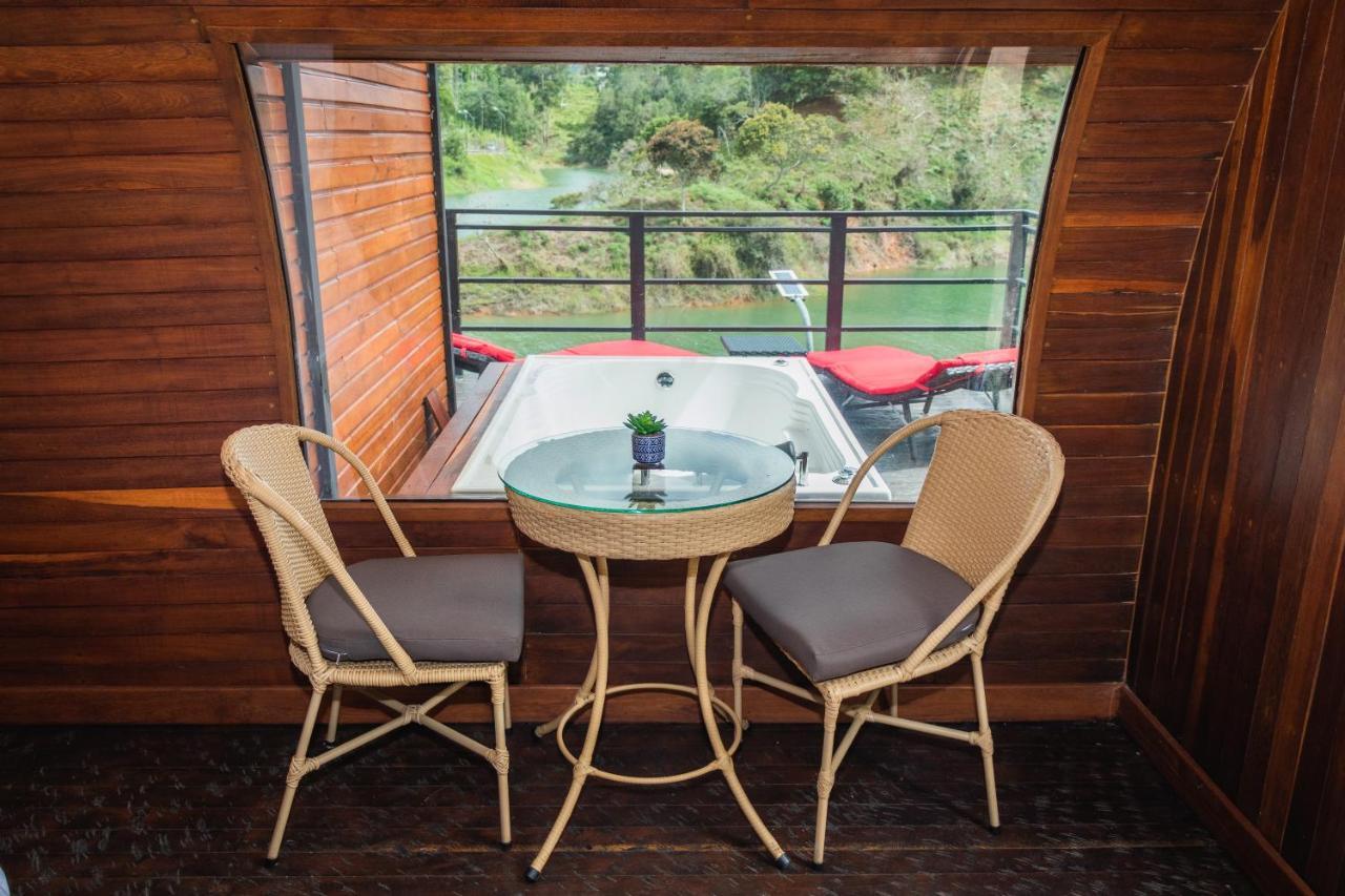 Glamping The Mountain Hotell Guatapé Eksteriør bilde