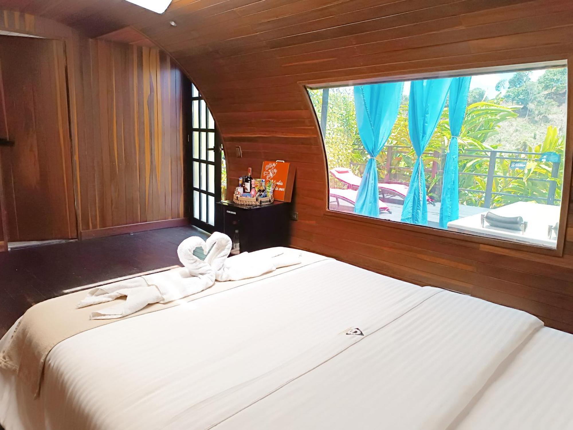 Glamping The Mountain Hotell Guatapé Eksteriør bilde