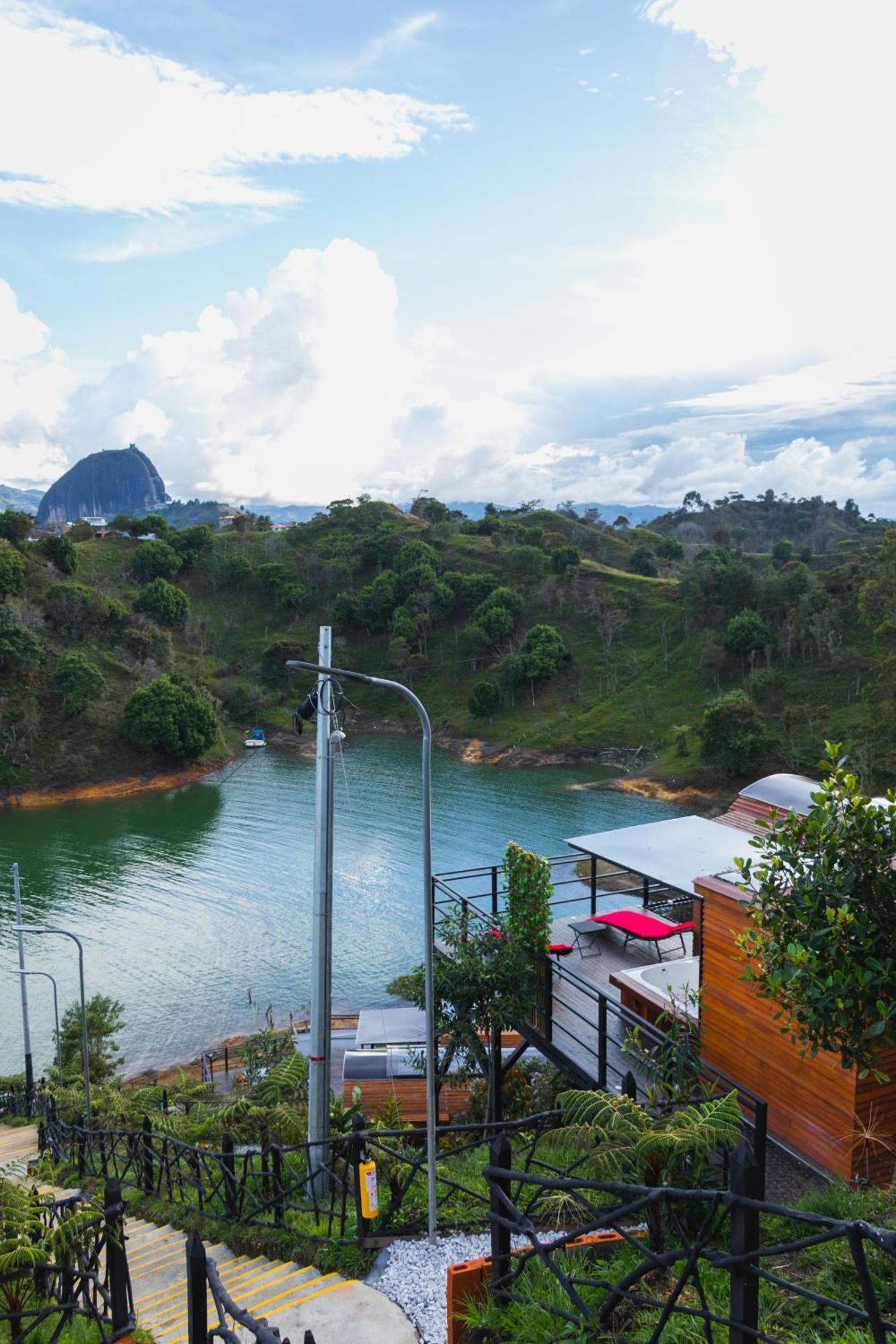 Glamping The Mountain Hotell Guatapé Eksteriør bilde